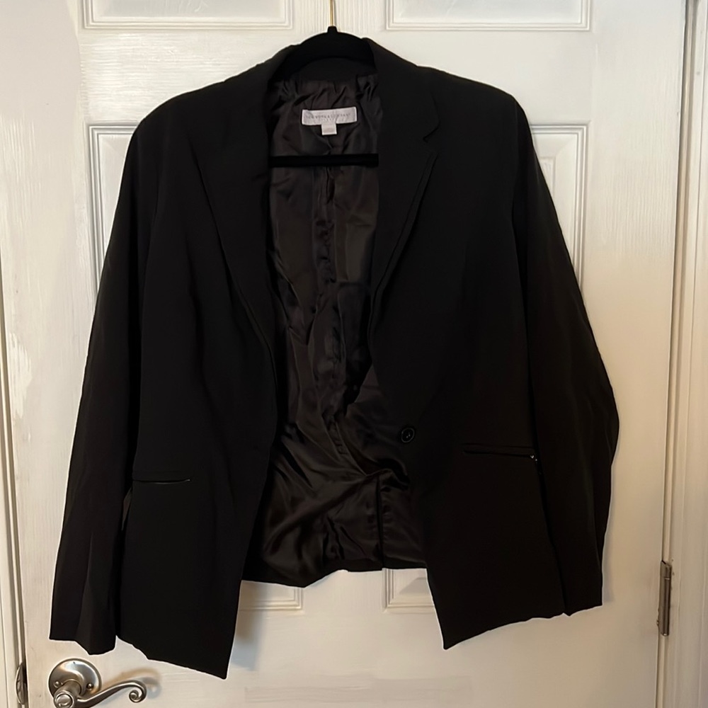 New York & Co black suit jacket lined